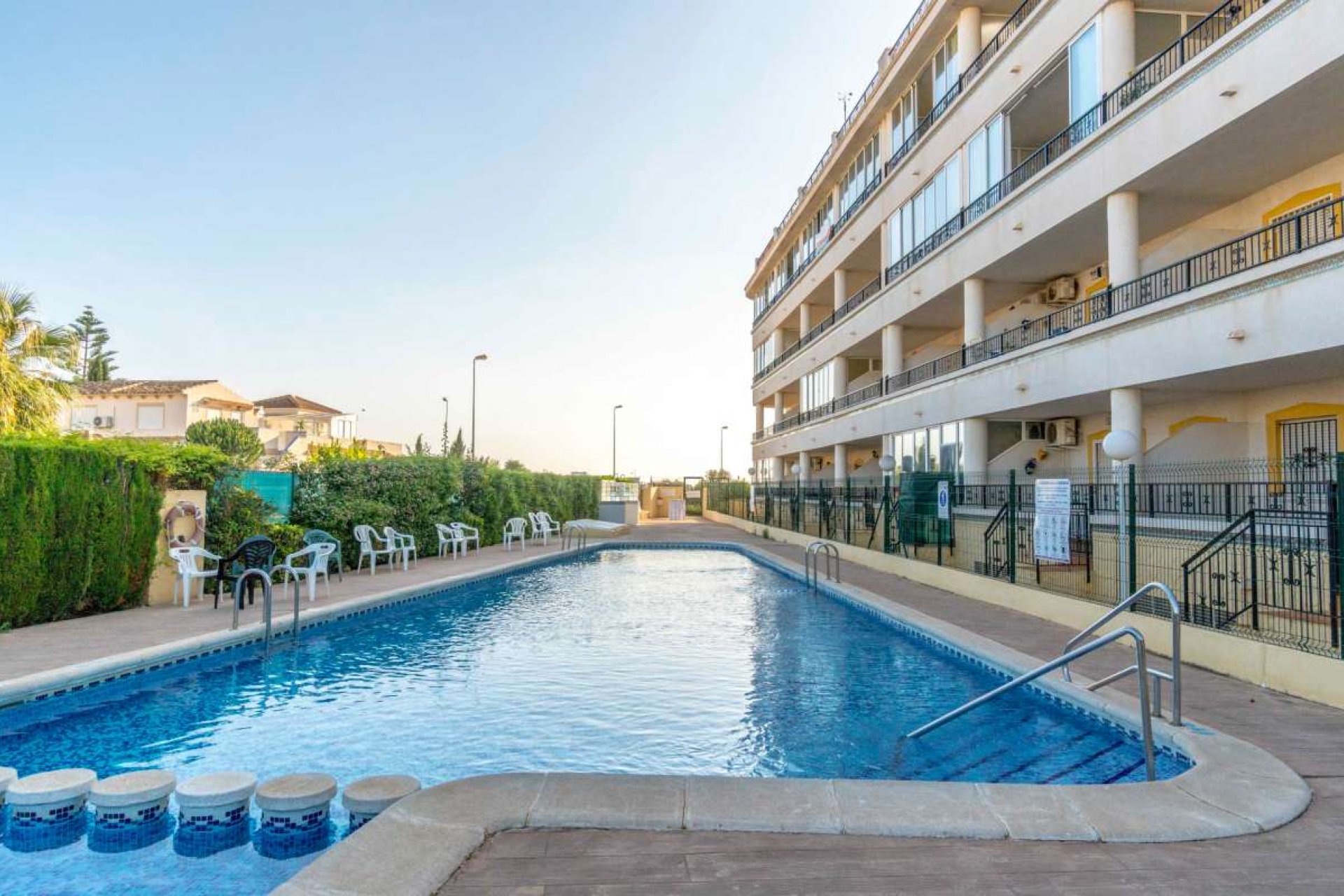 Revente - APPARTEMENT -
ORIHUELA COSTA - Costa Blanca