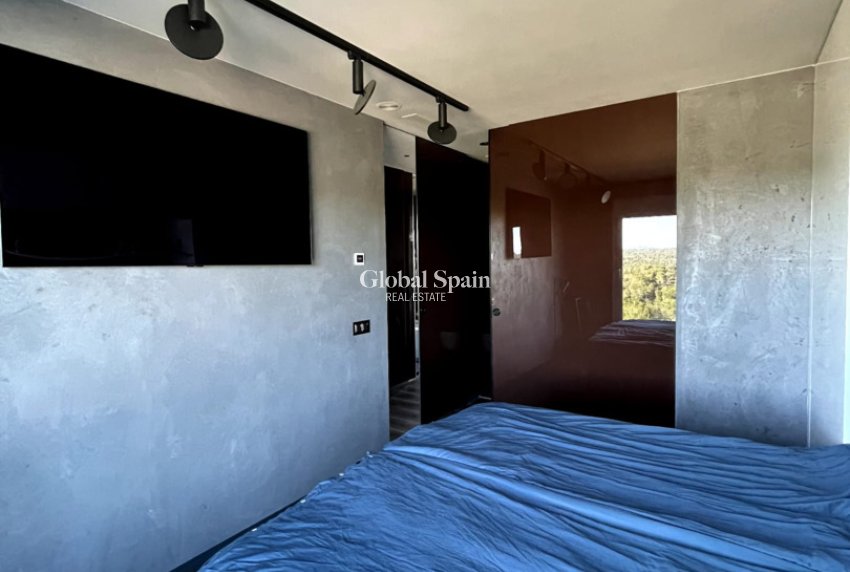 Revente - APPARTEMENT -
ORIHUELA COSTA - Costa Blanca