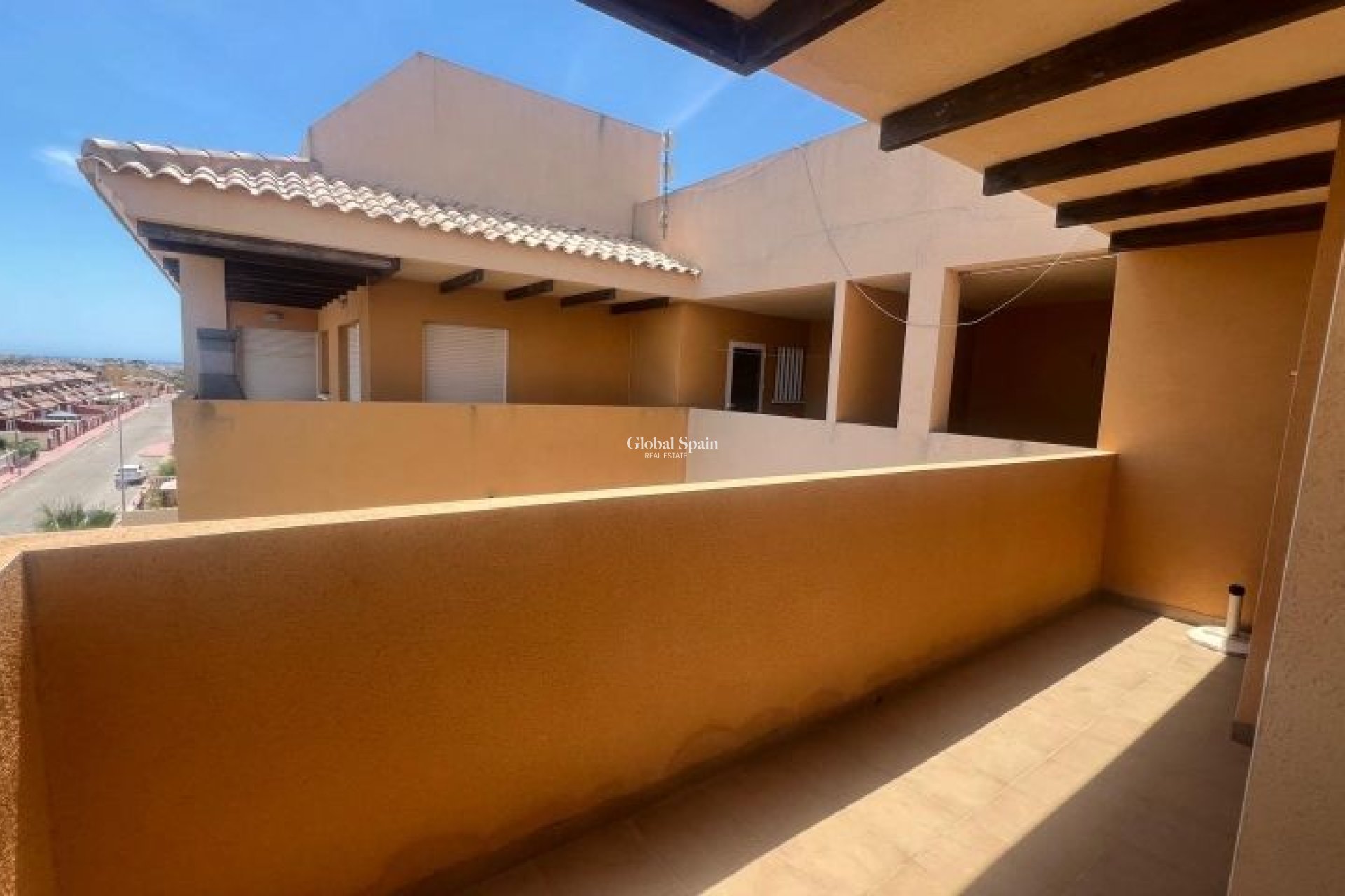 Revente - APPARTEMENT -
ORIHUELA COSTA - Costa Blanca