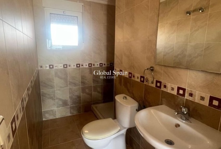 Revente - APPARTEMENT -
ORIHUELA COSTA - Costa Blanca