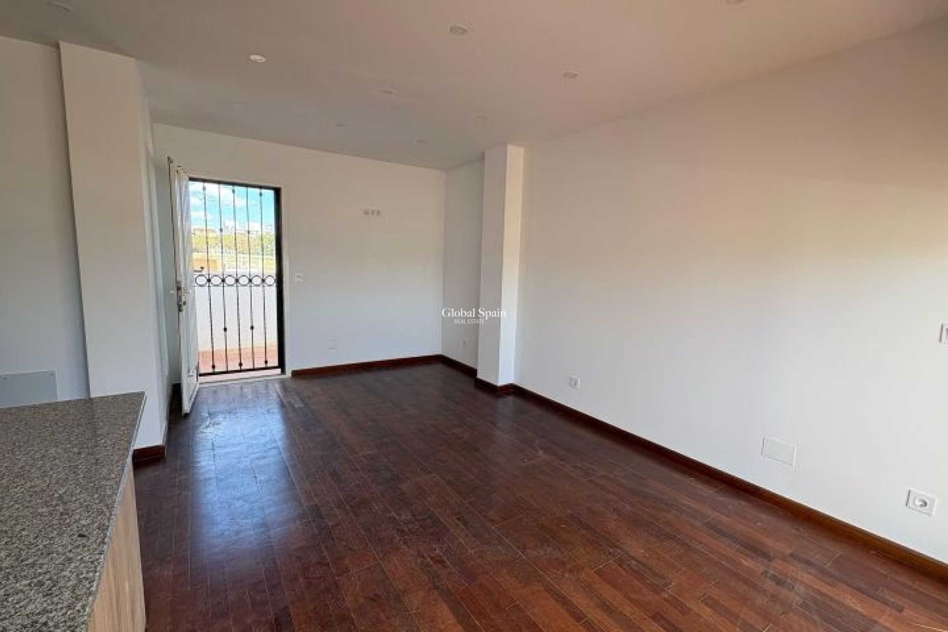 Revente - APPARTEMENT -
ORIHUELA COSTA - Costa Blanca