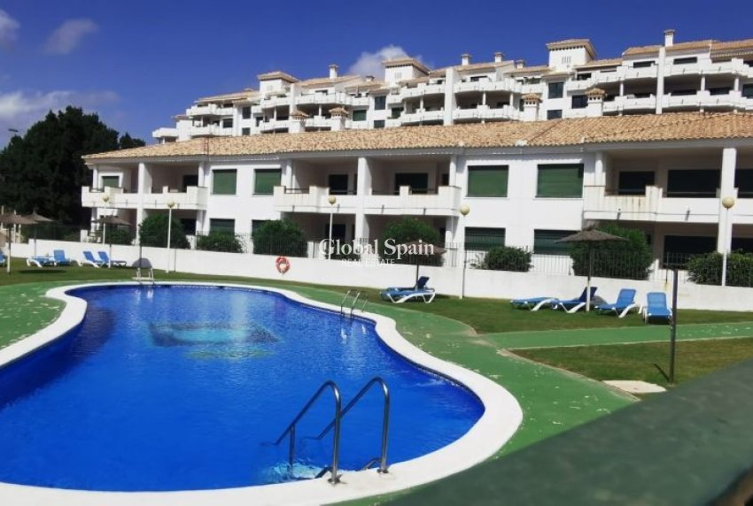 Revente - APPARTEMENT -
ORIHUELA COSTA - Costa Blanca