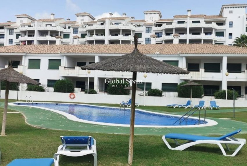 Revente - APPARTEMENT -
ORIHUELA COSTA - Costa Blanca