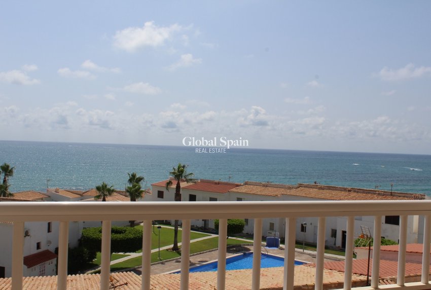 Revente - APPARTEMENT -
ORIHUELA COSTA - Costa Blanca