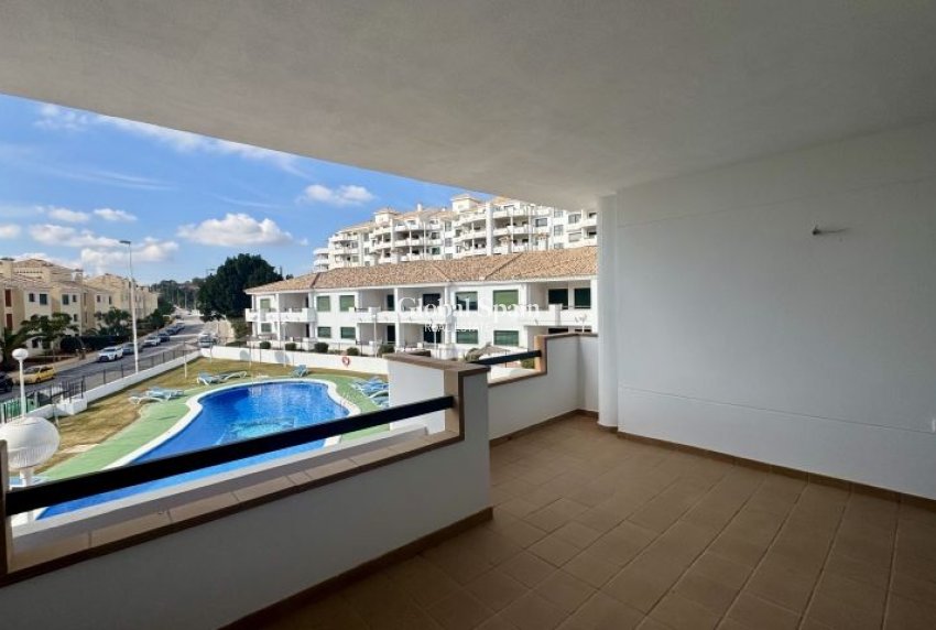 Revente - APPARTEMENT -
ORIHUELA COSTA - Costa Blanca