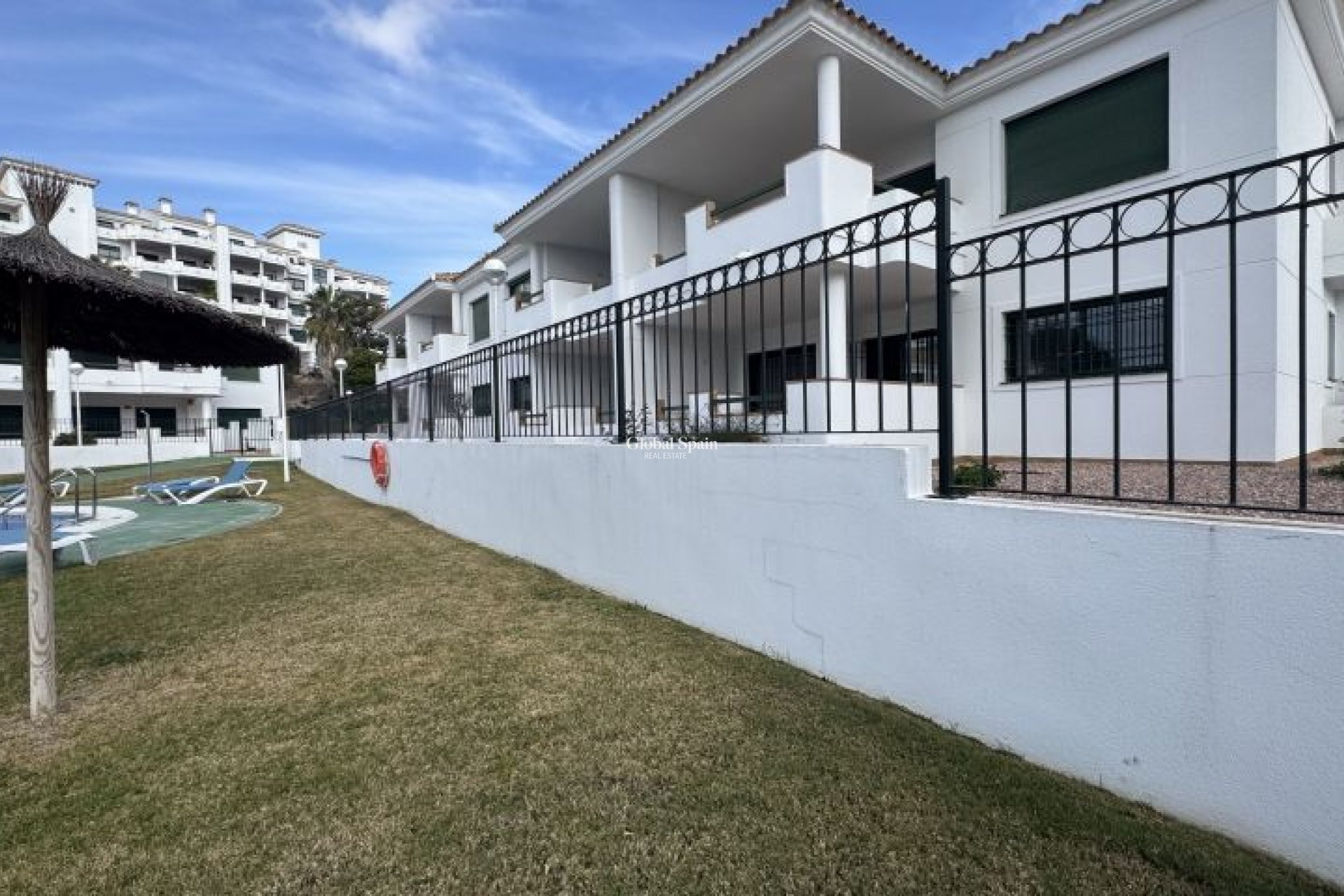 Revente - APPARTEMENT -
ORIHUELA COSTA - Costa Blanca