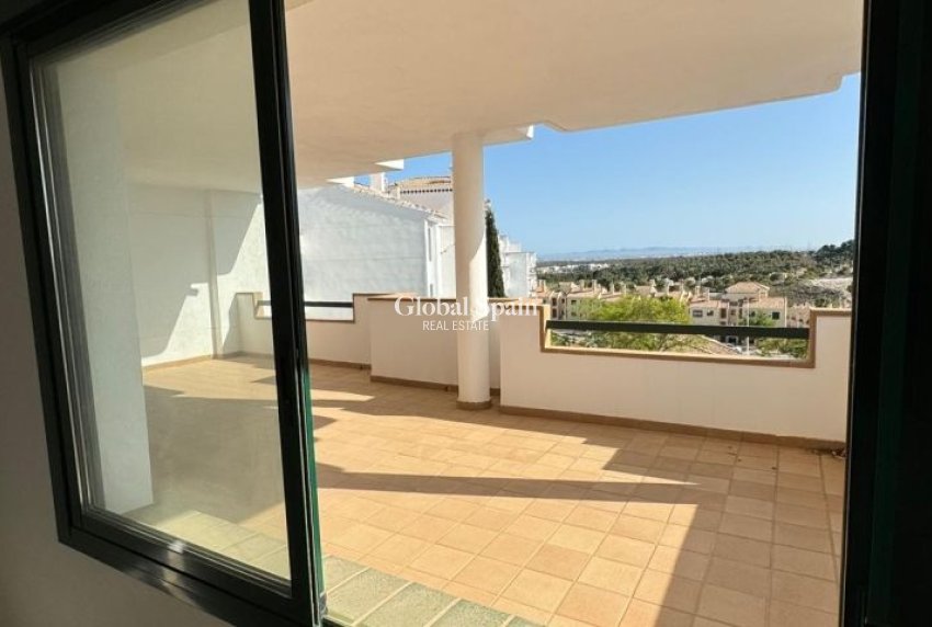Revente - APPARTEMENT -
ORIHUELA COSTA - Costa Blanca