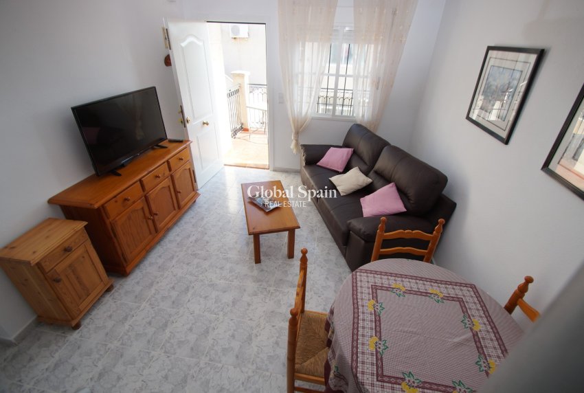 Revente - APPARTEMENT -
ORIHUELA COSTA - Costa Blanca