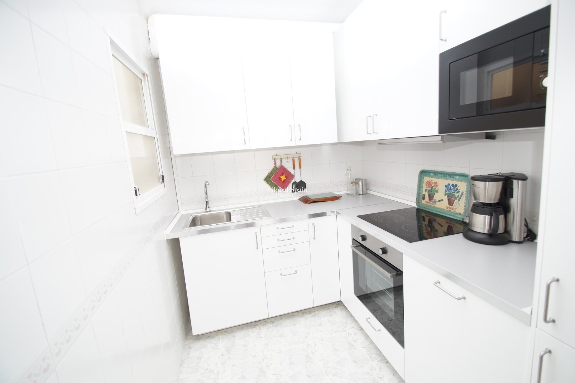 Revente - APPARTEMENT -
ORIHUELA COSTA - Costa Blanca