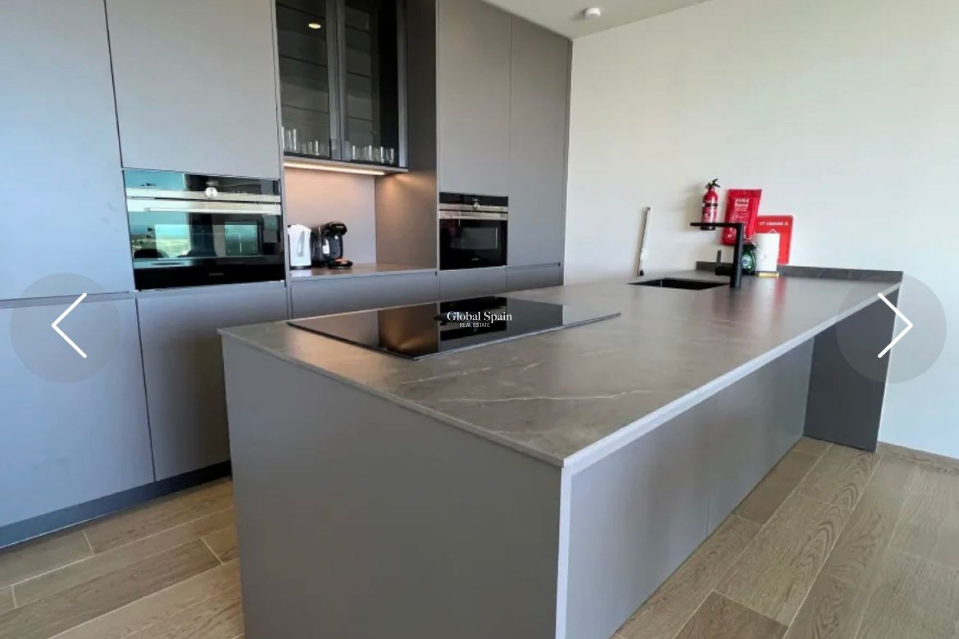 Revente - APPARTEMENT -
ORIHUELA COSTA - Costa Blanca