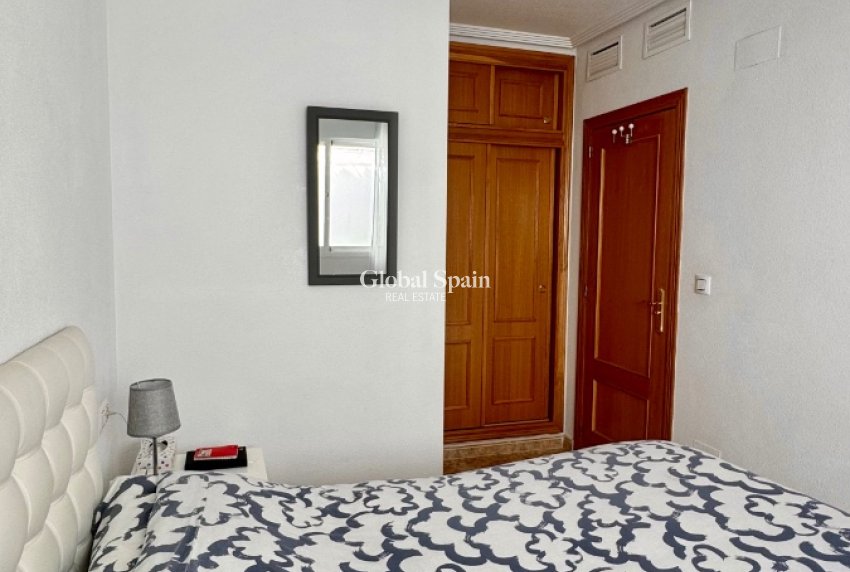 Revente - APPARTEMENT -
ORIHUELA COSTA - Costa Blanca