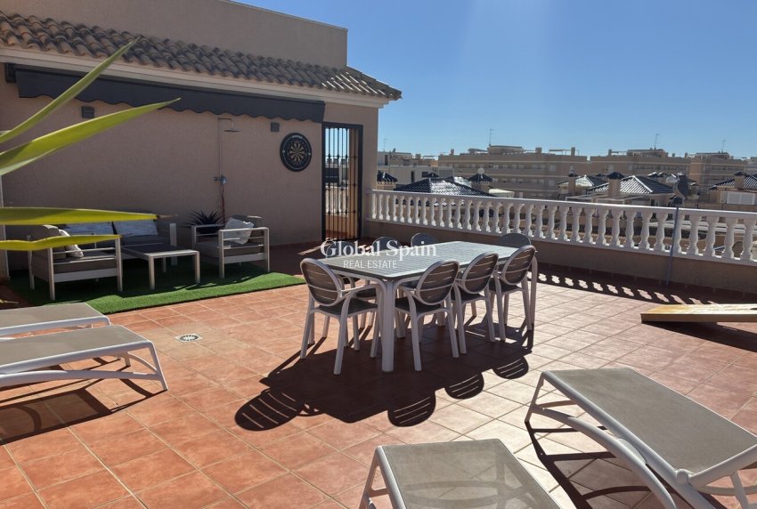 Revente - APPARTEMENT -
ORIHUELA COSTA - Costa Blanca