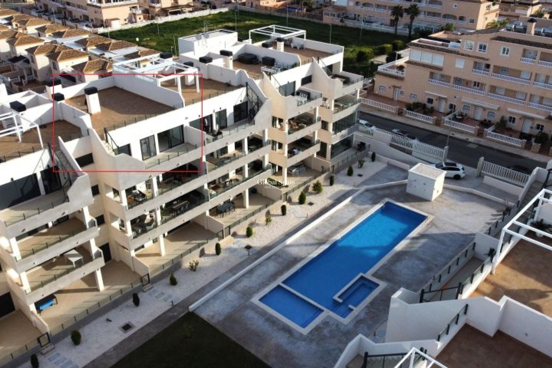 Revente - APPARTEMENT -
ORIHUELA COSTA - Costa Blanca