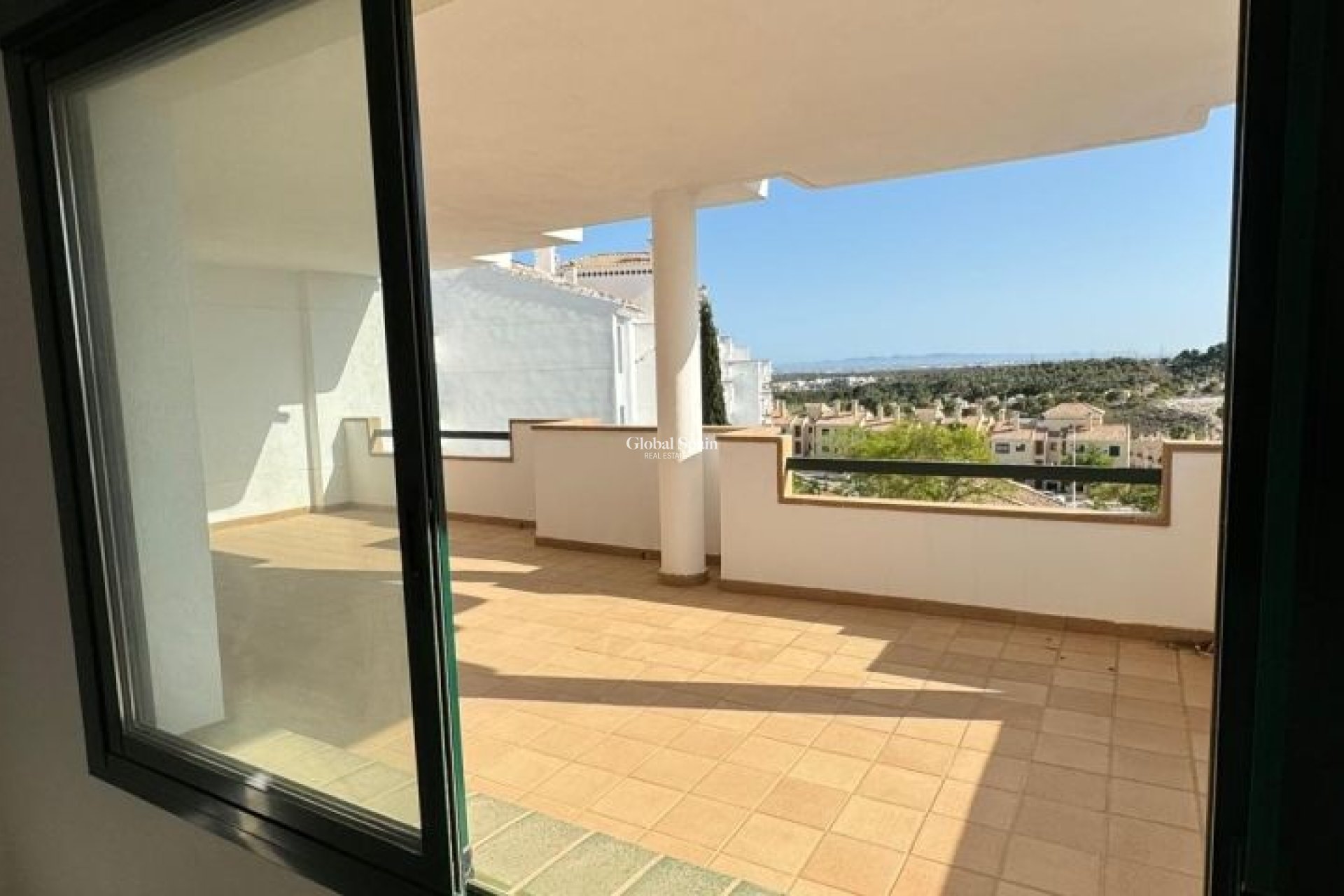 Revente - APPARTEMENT -
ORIHUELA COSTA - Costa Blanca