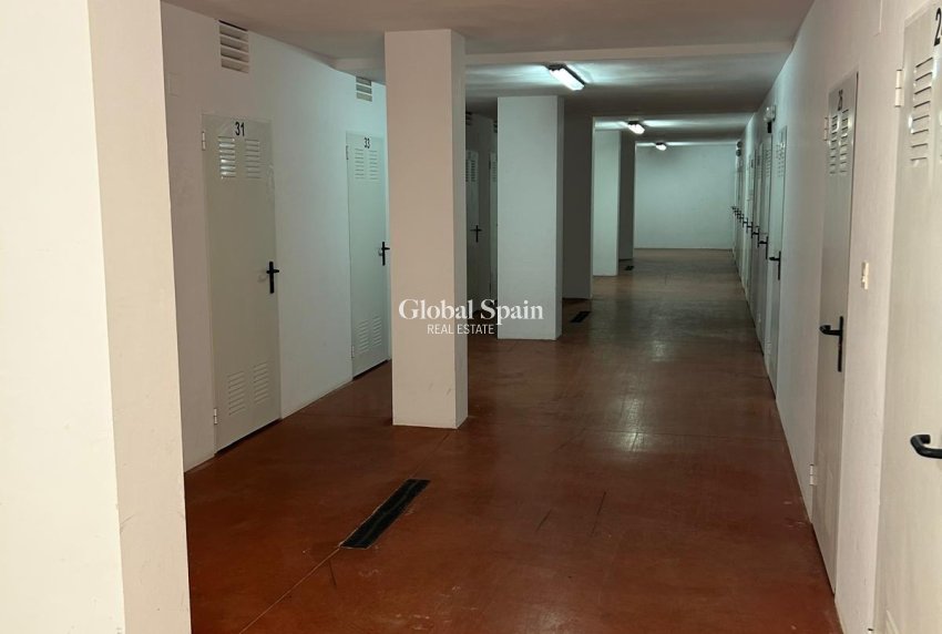 Revente - APPARTEMENT -
ORIHUELA COSTA - Costa Blanca