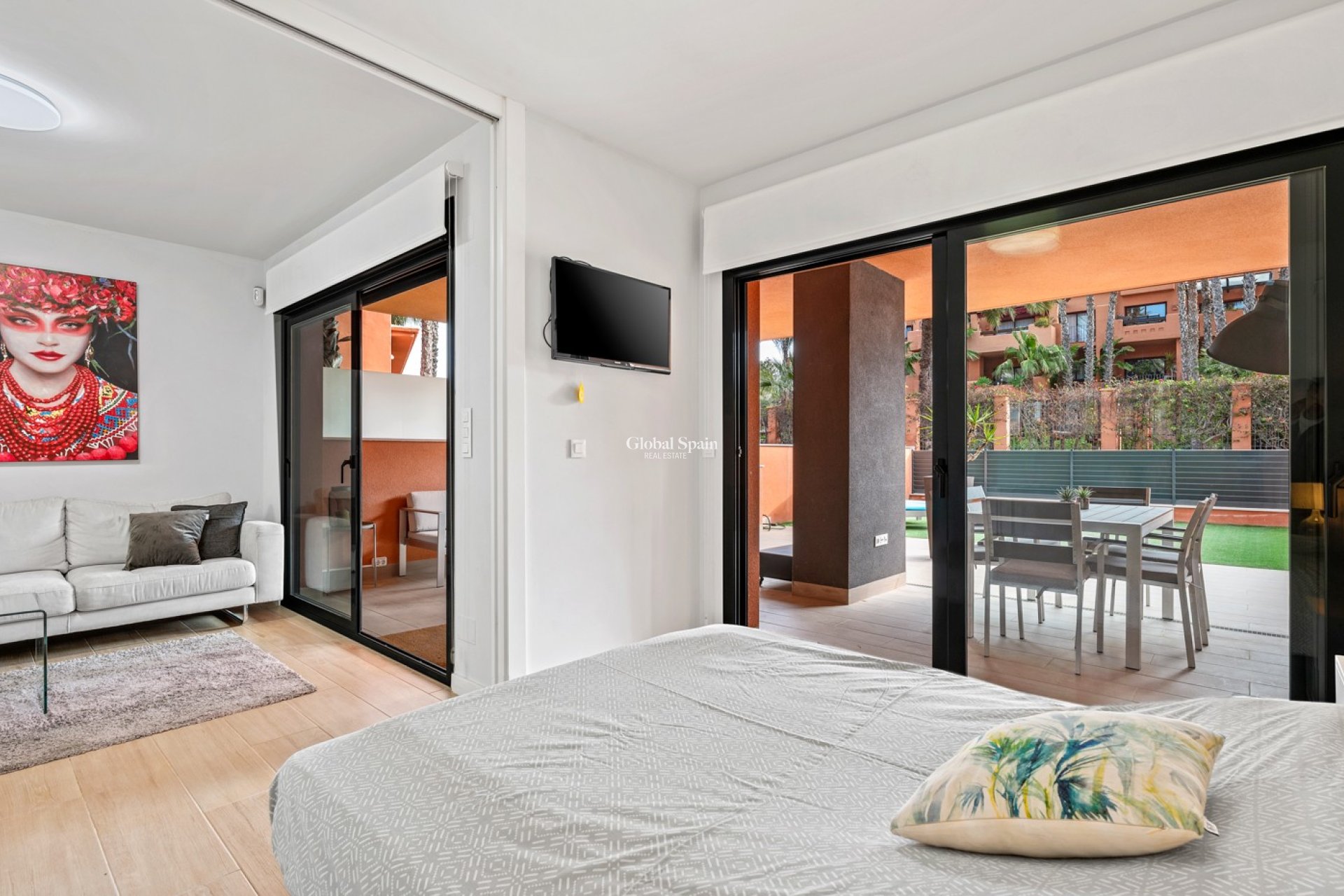 Revente - APPARTEMENT -
ORIHUELA COSTA - Costa Blanca