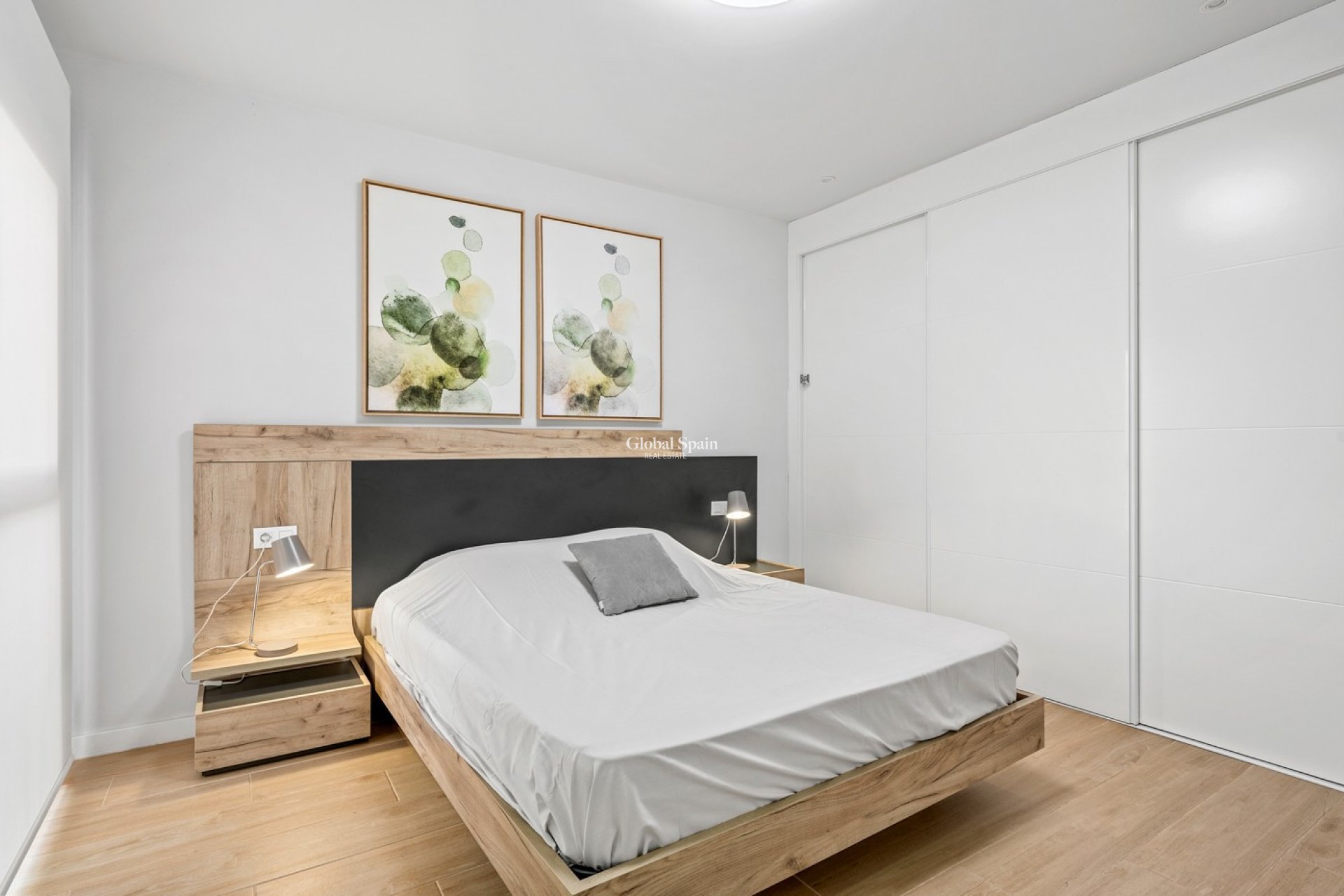 Revente - APPARTEMENT -
ORIHUELA COSTA - Costa Blanca