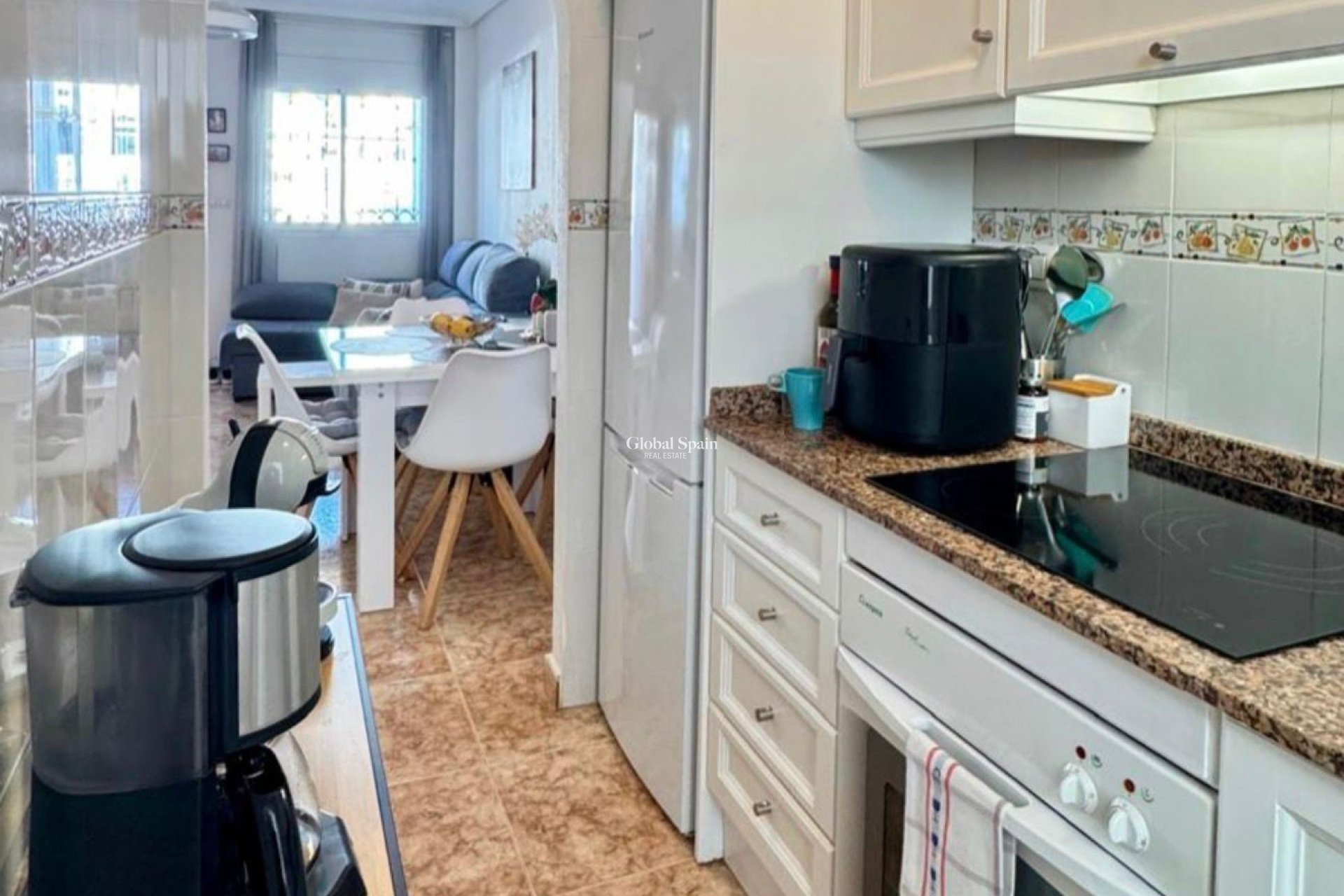 Revente - APPARTEMENT -
ORIHUELA COSTA - Costa Blanca