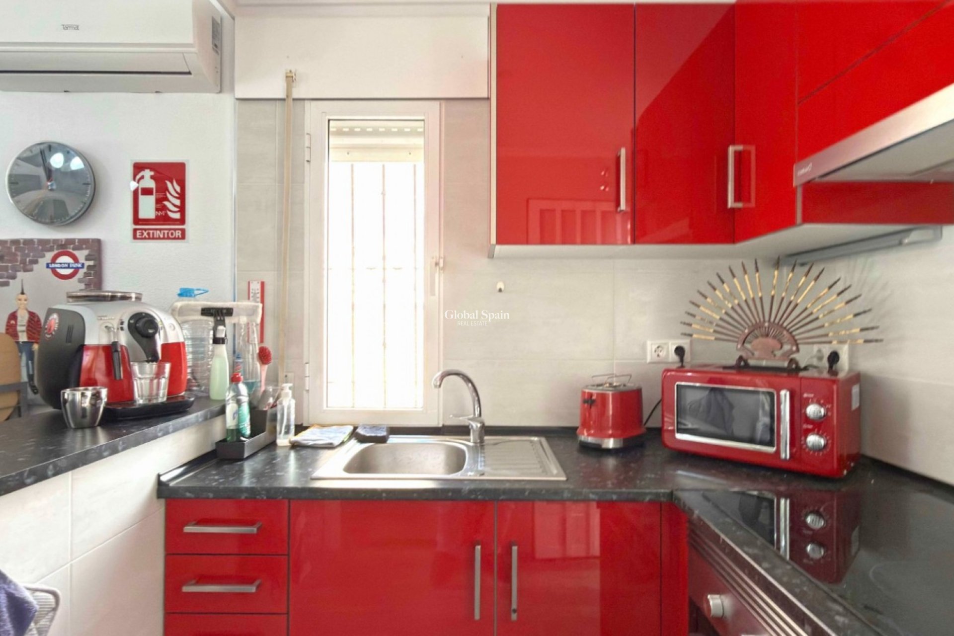 Revente - APPARTEMENT -
ORIHUELA COSTA - Costa Blanca