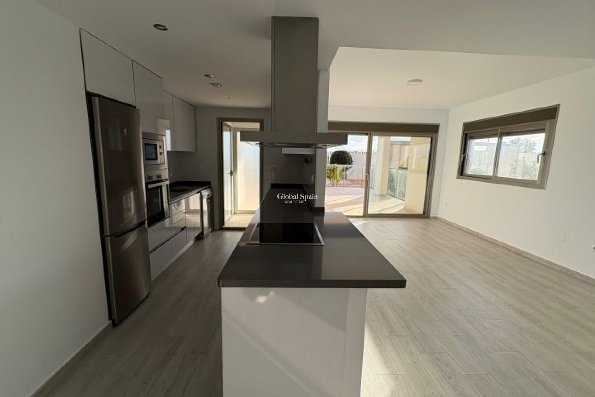 Revente - APPARTEMENT -
ORIHUELA COSTA - Costa Blanca