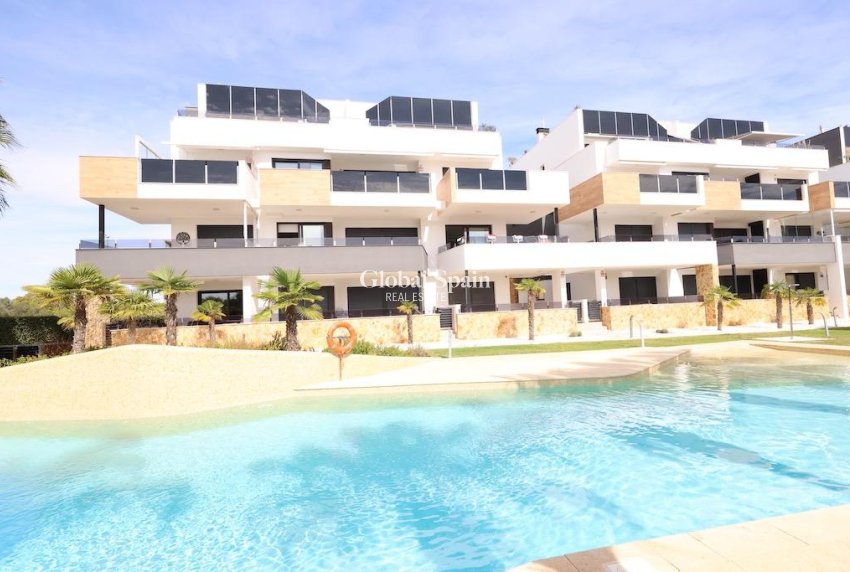 Revente - APPARTEMENT -
ORIHUELA COSTA - Costa Blanca