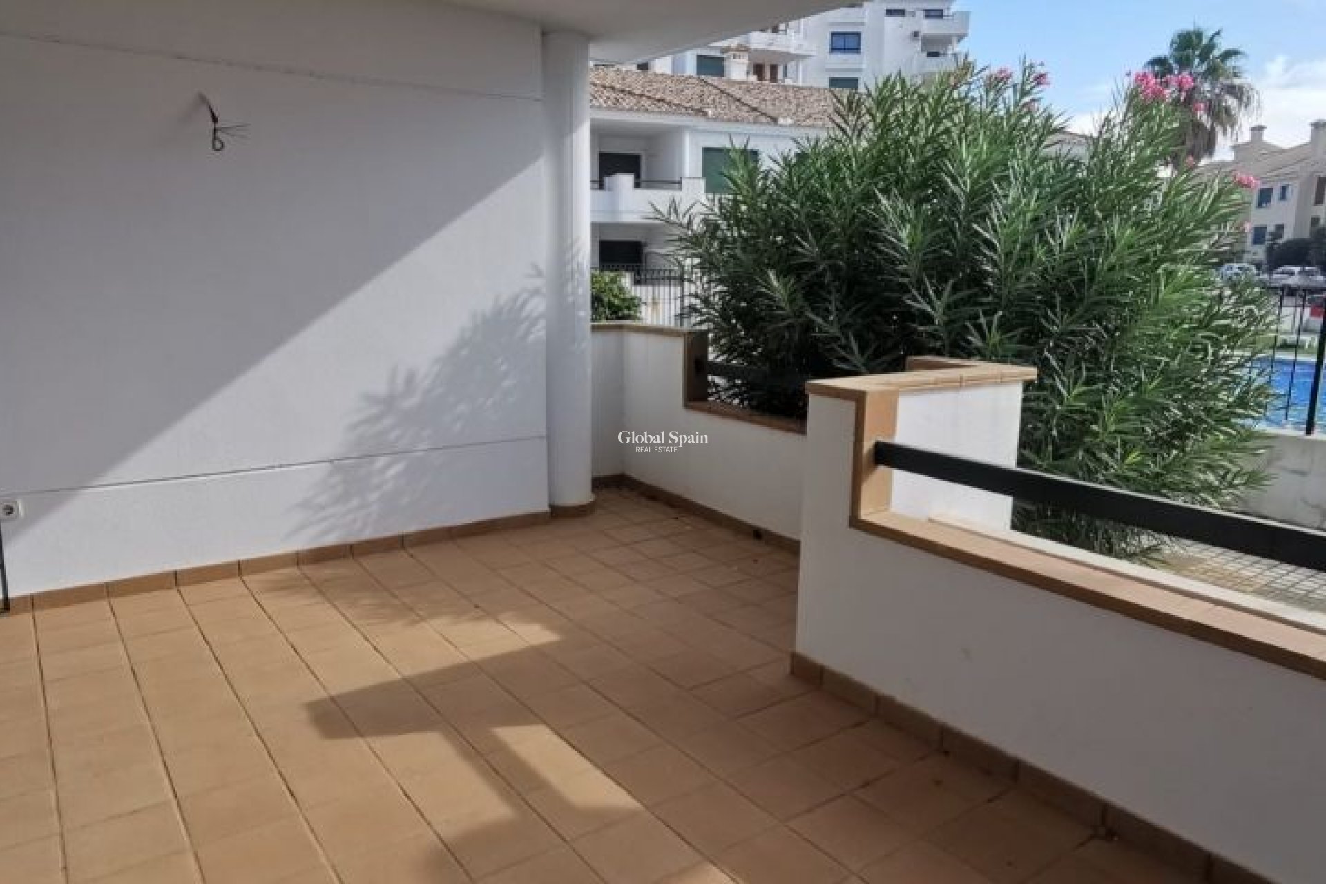 Revente - APPARTEMENT -
ORIHUELA COSTA - Costa Blanca