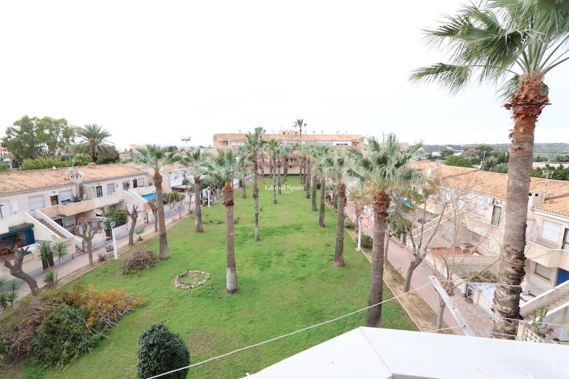 Revente - APPARTEMENT -
ORIHUELA COSTA - Costa Blanca