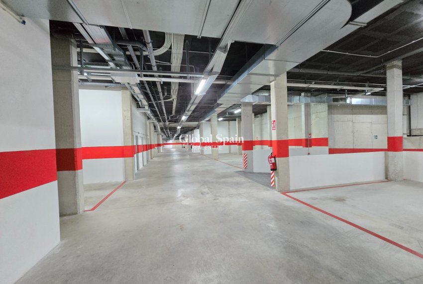 Revente - APPARTEMENT -
ORIHUELA COSTA - Costa Blanca