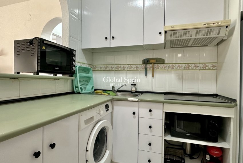 Revente - APPARTEMENT -
ORIHUELA COSTA - Costa Blanca