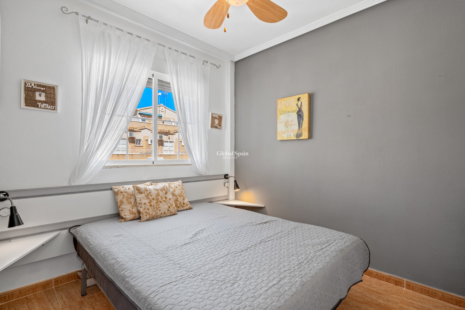 Revente - APPARTEMENT -
ORIHUELA COSTA - Costa Blanca