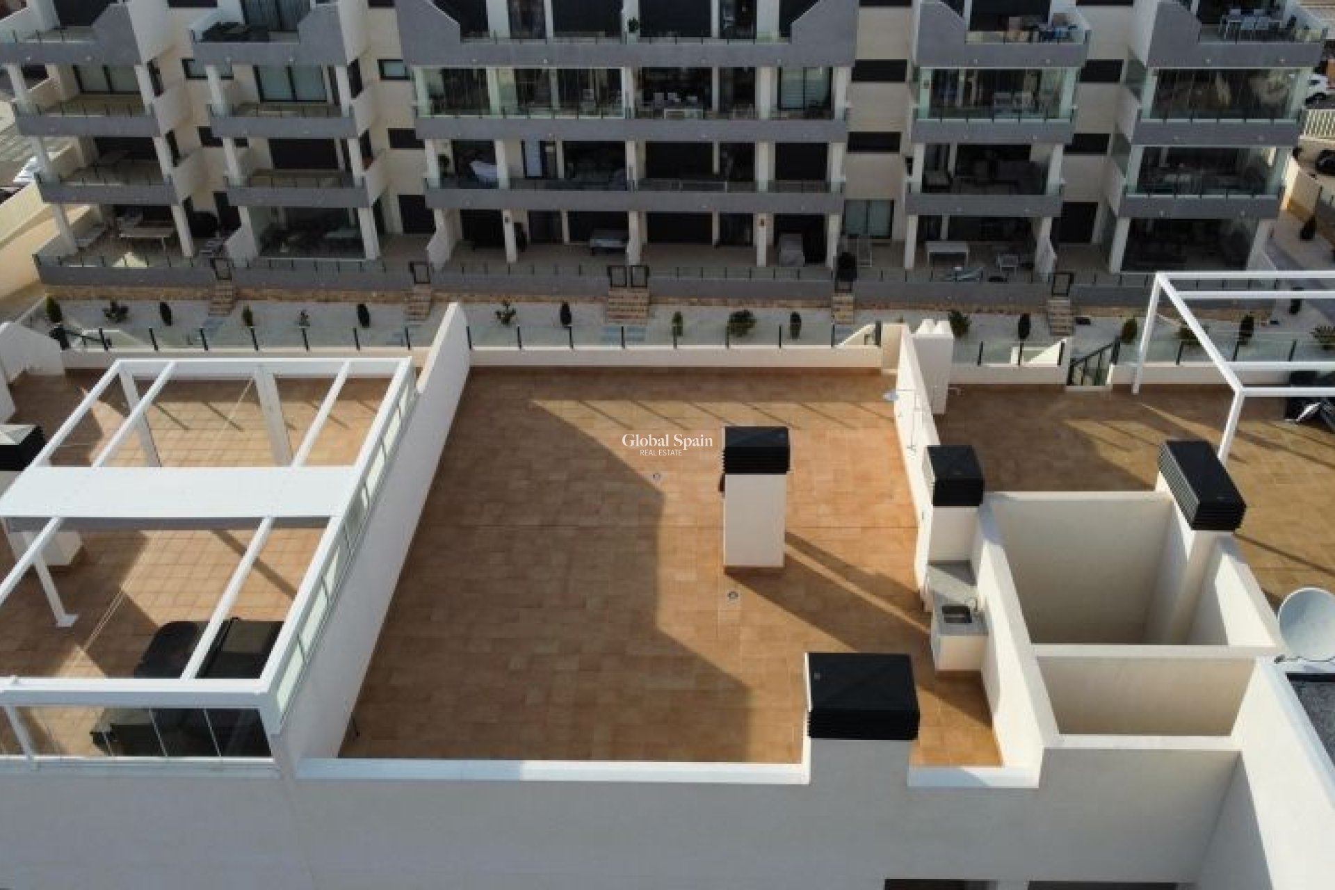 Revente - APPARTEMENT -
ORIHUELA COSTA - Costa Blanca