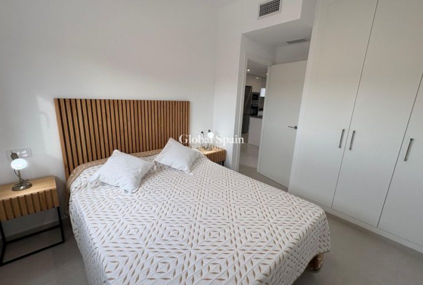 Revente - APPARTEMENT -
ORIHUELA COSTA - Costa Blanca