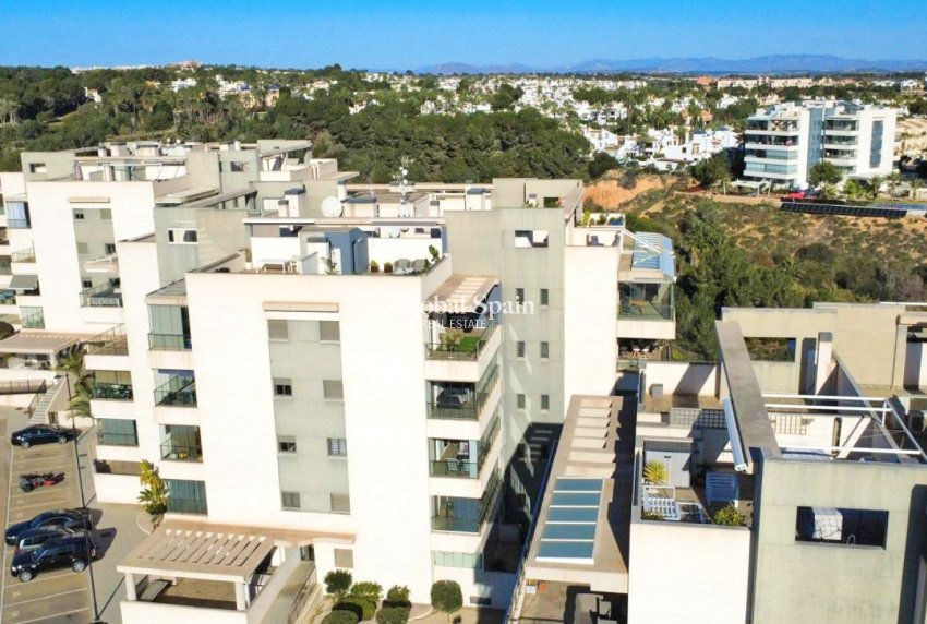 Revente - APPARTEMENT -
ORIHUELA COSTA - Costa Blanca