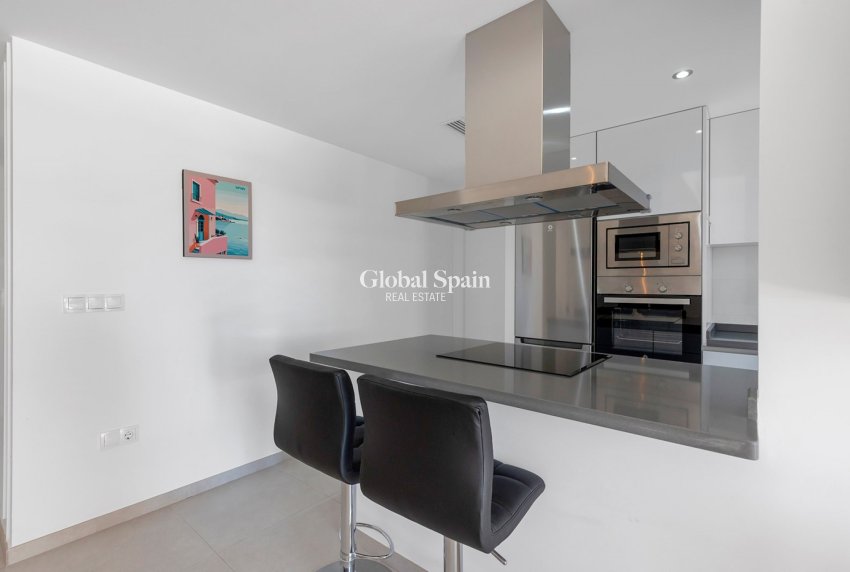 Revente - APPARTEMENT -
ORIHUELA COSTA - Costa Blanca