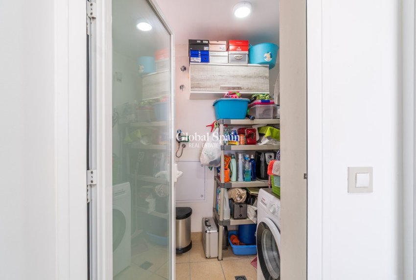 Revente - APPARTEMENT -
ORIHUELA COSTA - Costa Blanca