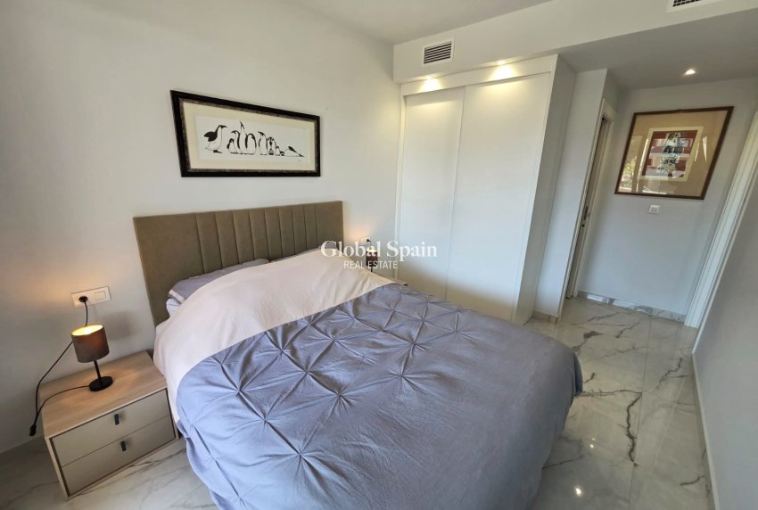 Revente - APPARTEMENT -
ORIHUELA COSTA - Costa Blanca