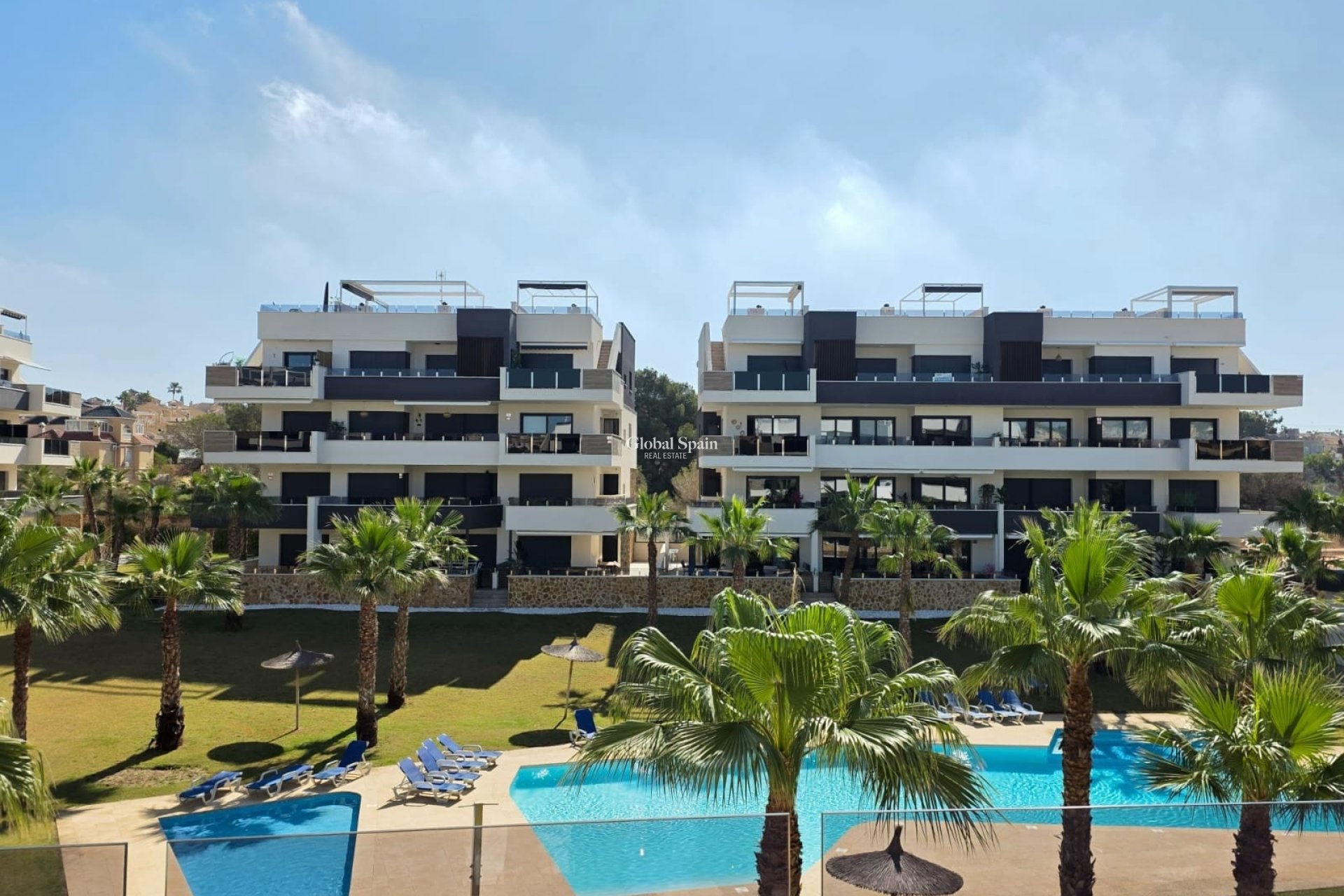 Revente - APPARTEMENT -
ORIHUELA COSTA - Costa Blanca