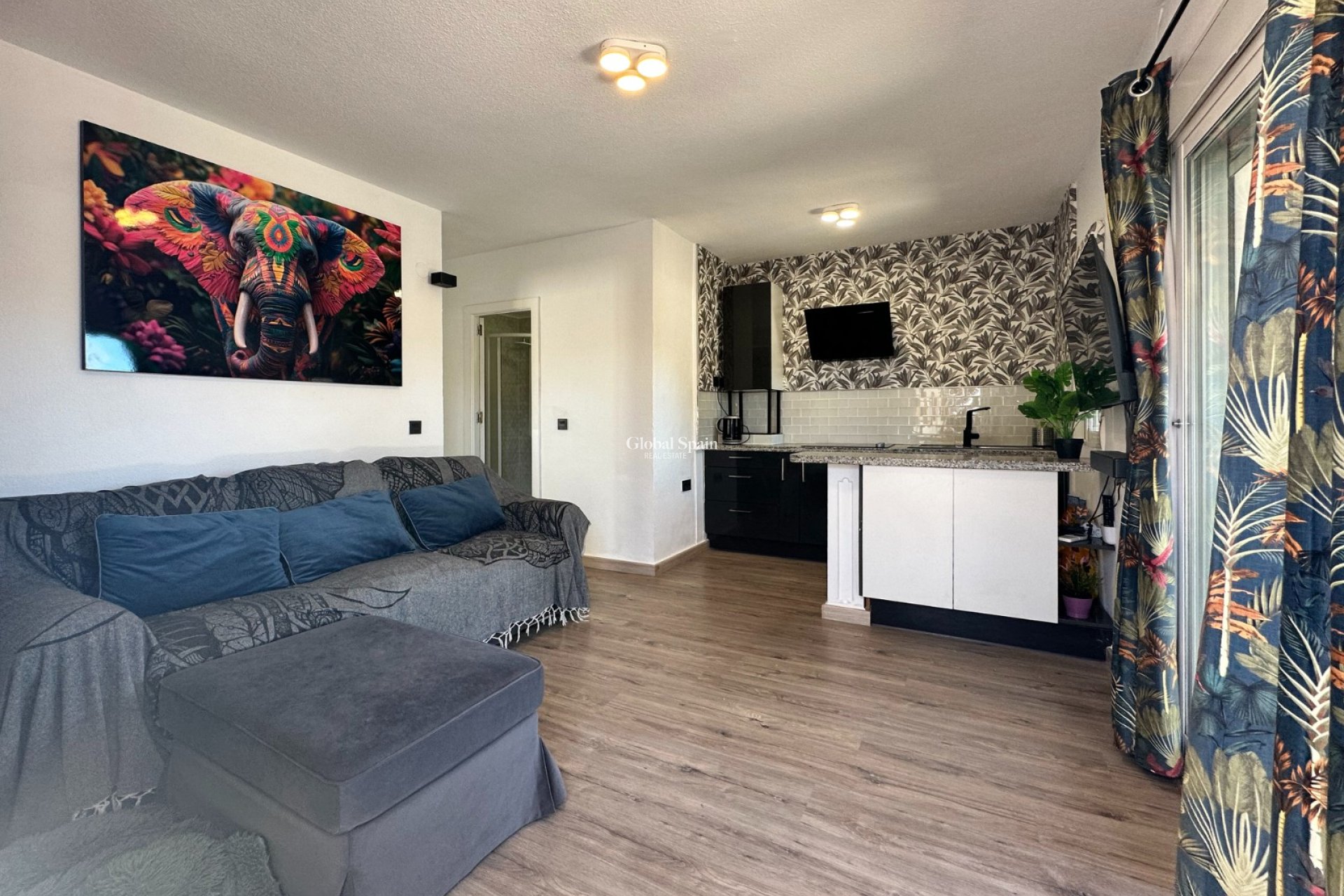 Revente - APPARTEMENT -
ORIHUELA COSTA - Costa Blanca
