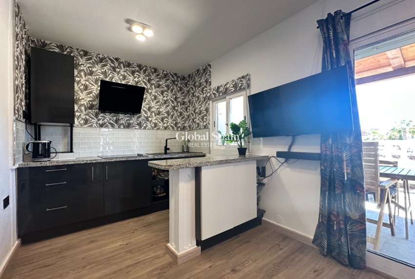 Revente - APPARTEMENT -
ORIHUELA COSTA - Costa Blanca