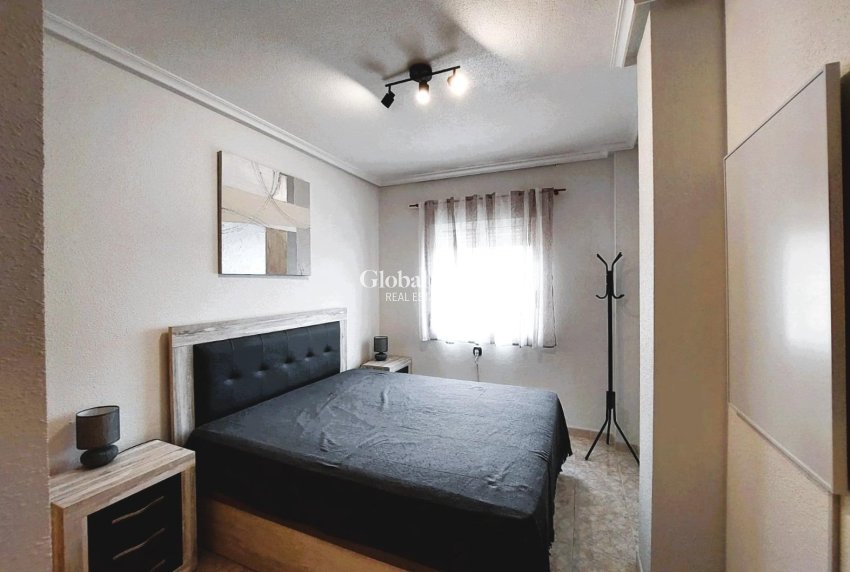 Revente - APPARTEMENT -
ORIHUELA COSTA - Costa Blanca