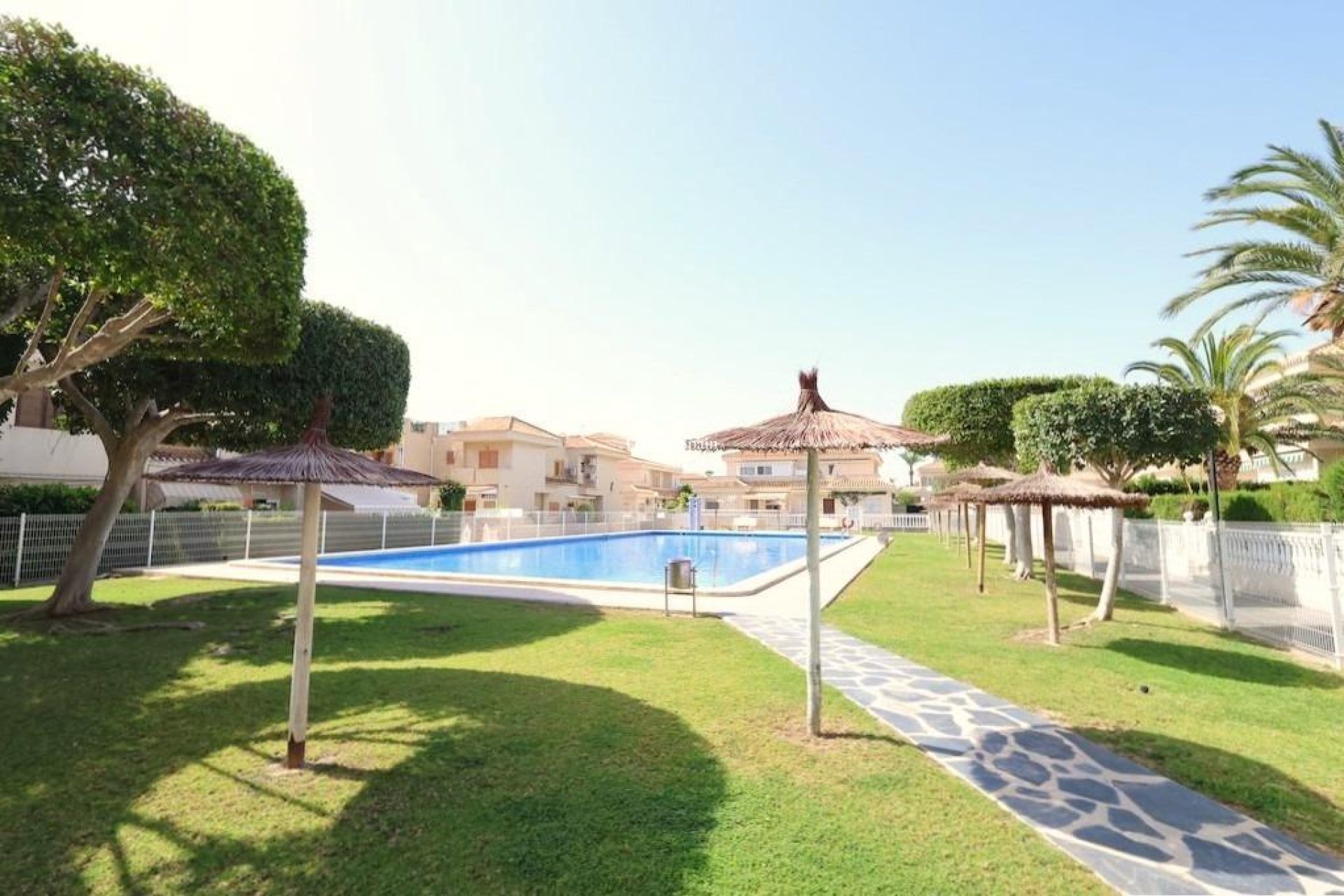 Revente - APPARTEMENT -
ORIHUELA COSTA - Costa Blanca