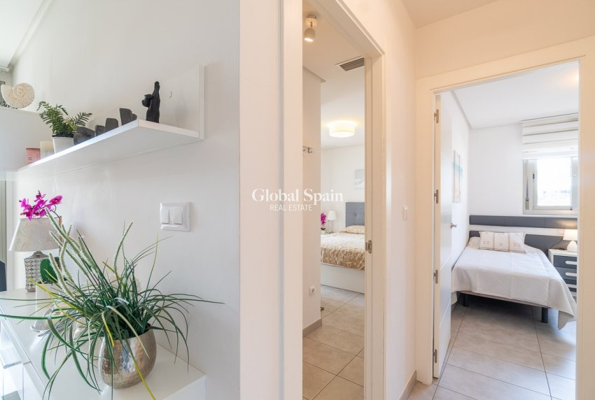 Revente - APPARTEMENT -
ORIHUELA COSTA - Costa Blanca