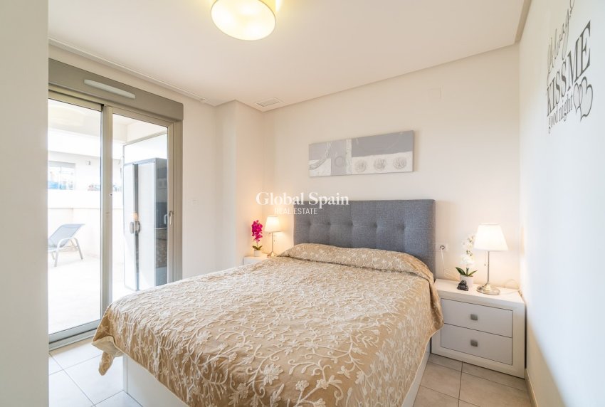 Revente - APPARTEMENT -
ORIHUELA COSTA - Costa Blanca
