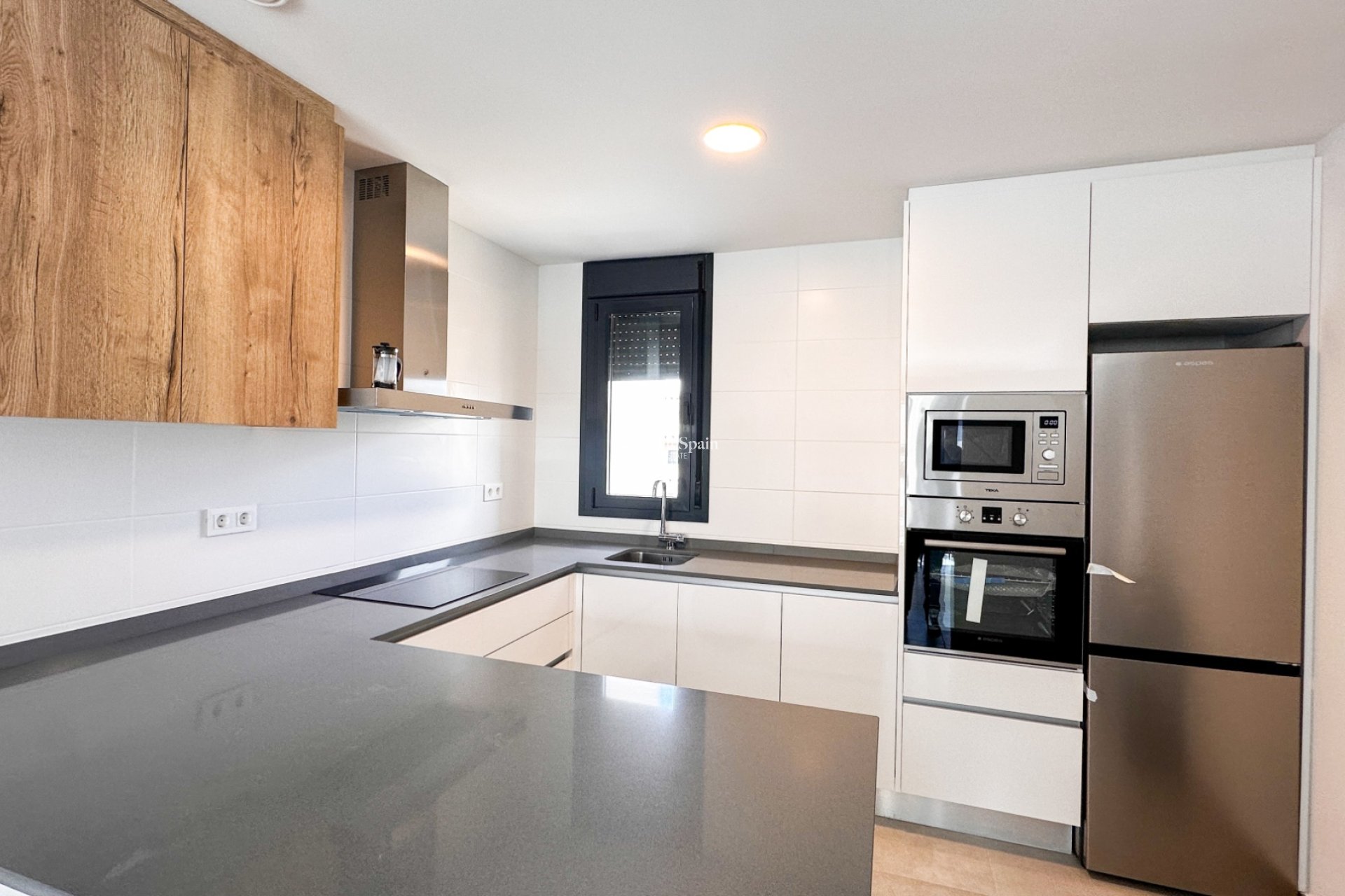 Revente - APPARTEMENT -
ORIHUELA COSTA - Costa Blanca