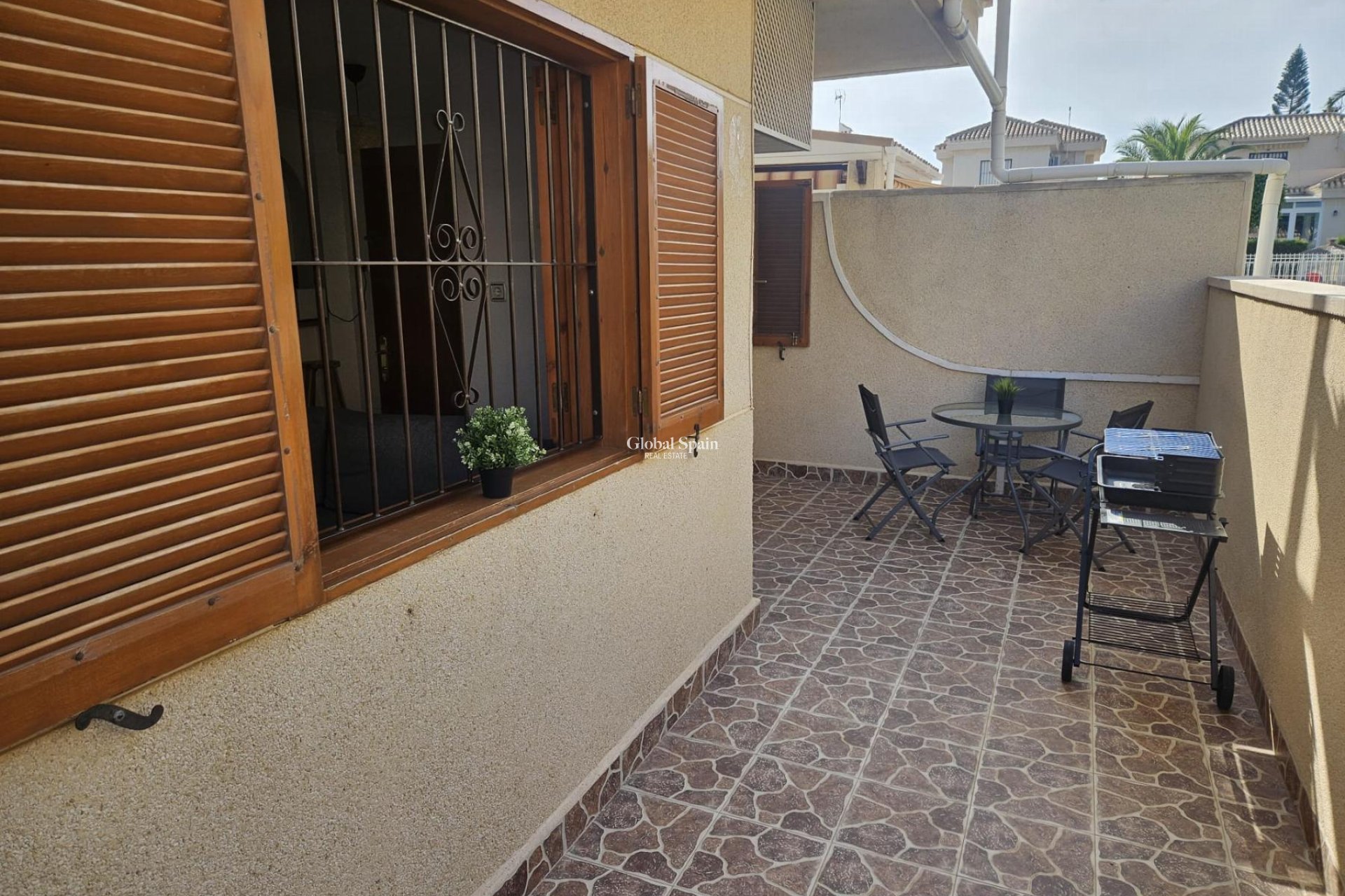Revente - APPARTEMENT -
ORIHUELA COSTA - Costa Blanca