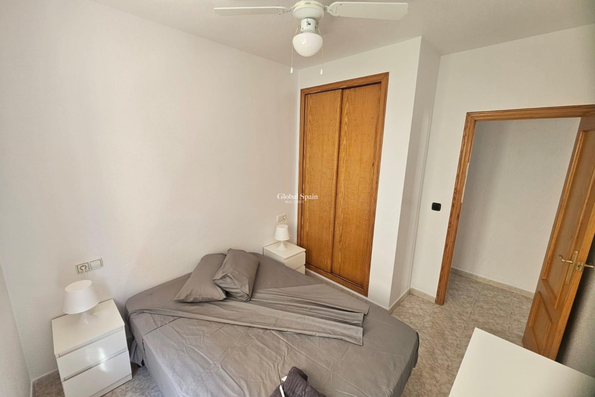 Revente - APPARTEMENT -
ORIHUELA COSTA - Costa Blanca