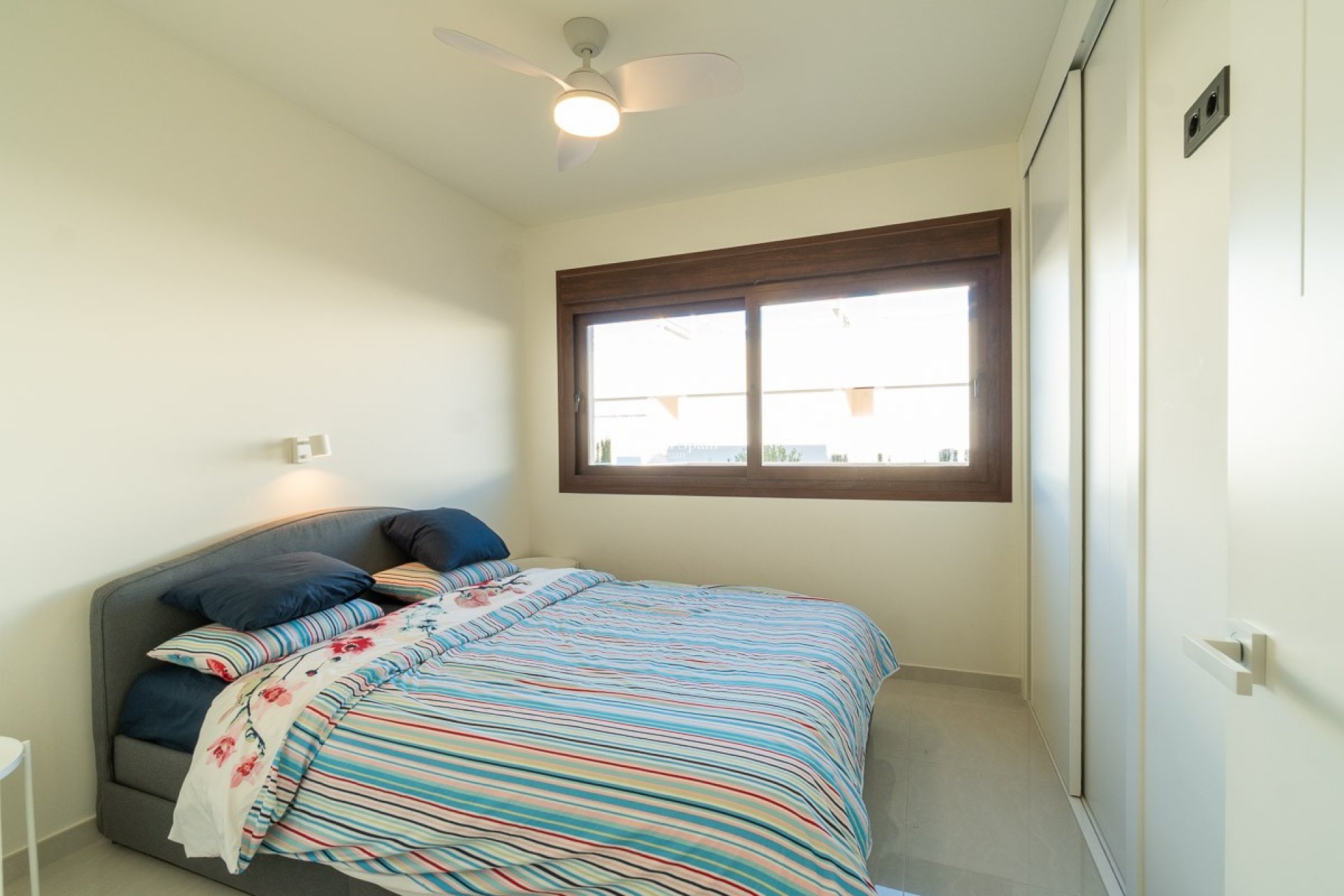 Revente - APPARTEMENT -
ORIHUELA COSTA - Costa Blanca