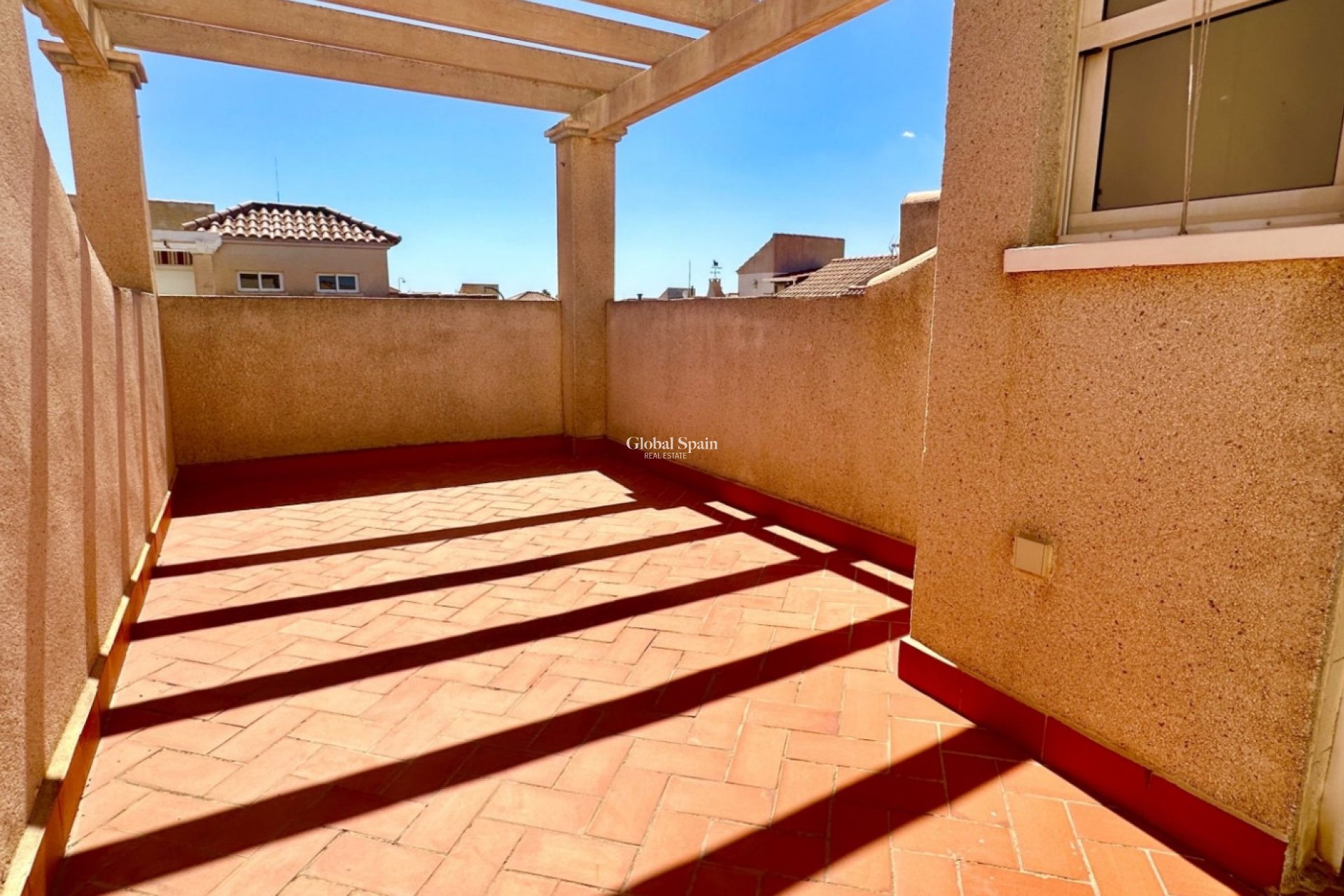 Revente - APPARTEMENT -
ORIHUELA COSTA - Costa Blanca