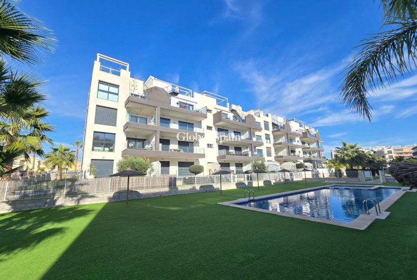 Revente - APPARTEMENT -
ORIHUELA COSTA - Costa Blanca