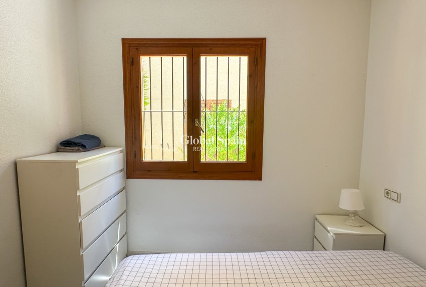 Revente - APPARTEMENT -
ORIHUELA COSTA - Costa Blanca